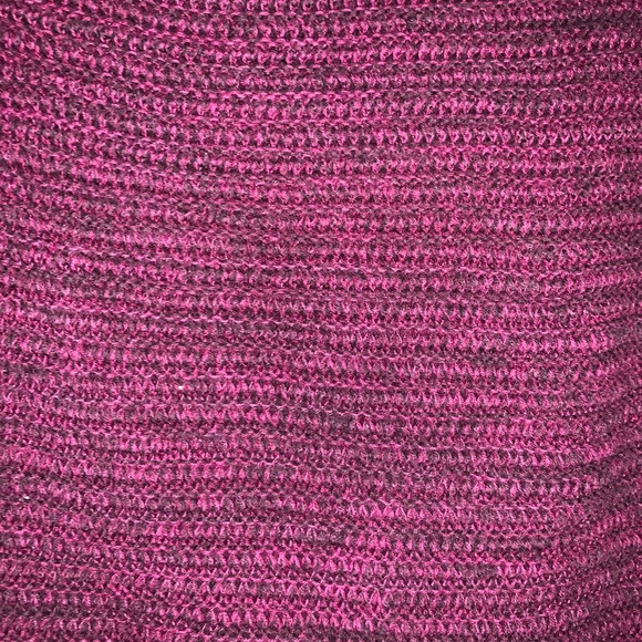 Ann Taylor loft maroon-ish color sweater can - Picture 5 of 6